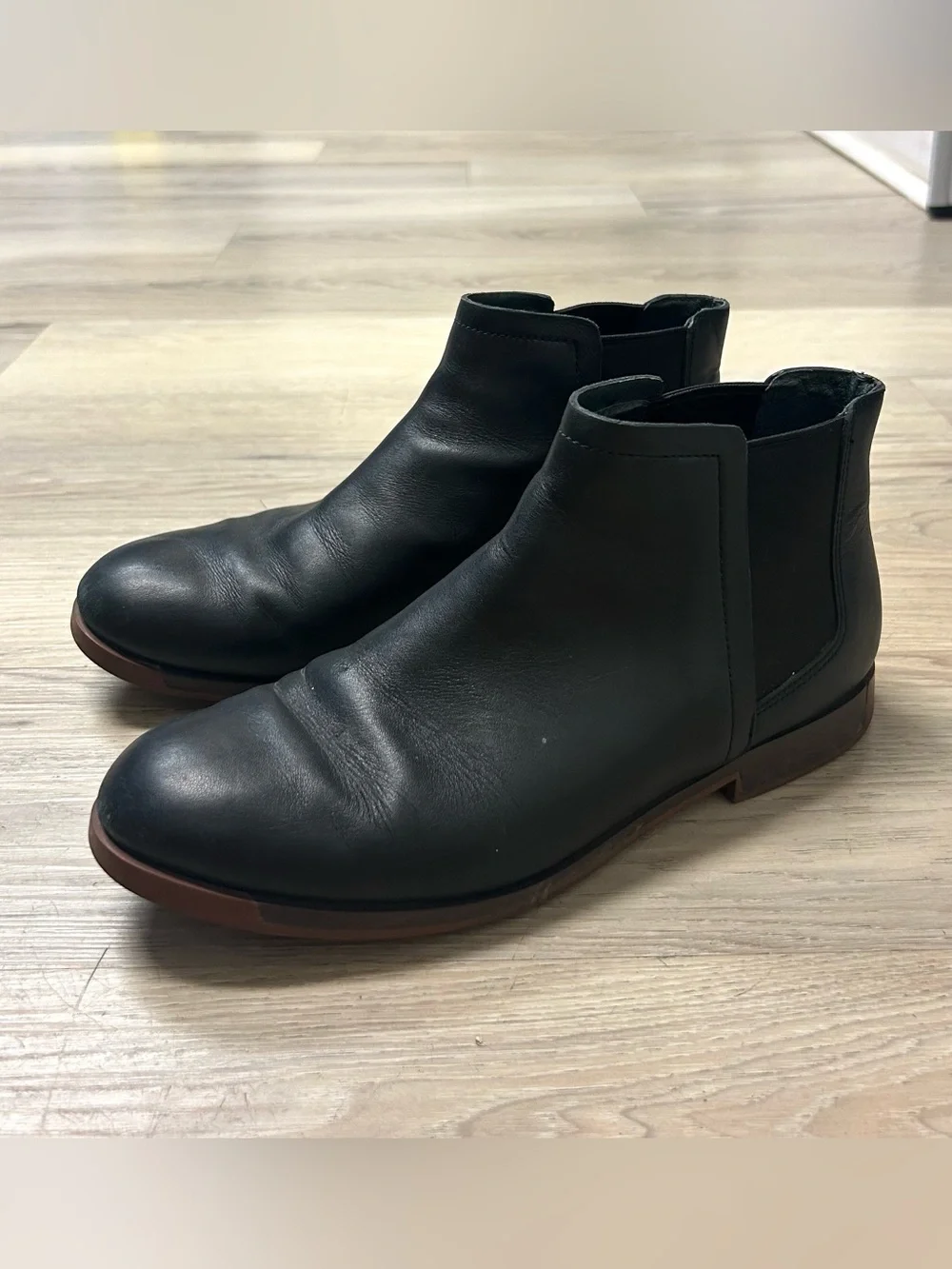 Camper Ankle Boots Bowie Chelsea Black Leather Pull On Flats Women Sz 41 US 10